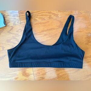 Vuori Midnight Black Activewear Bra